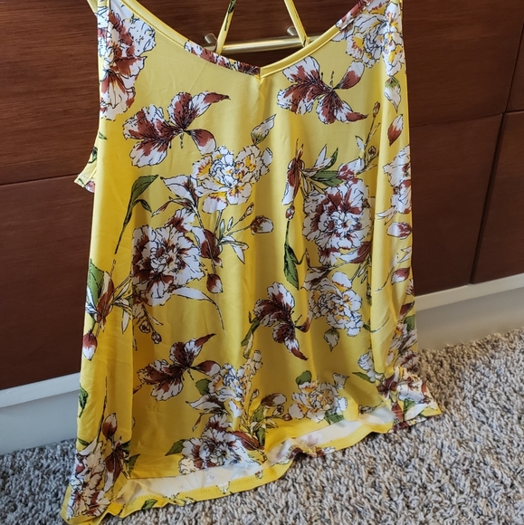 Yellow top - Picture 4 of 4